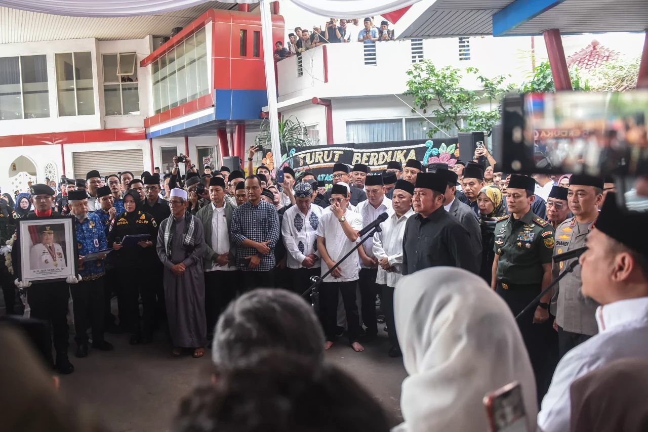 Potret Pemakaman Mantan...