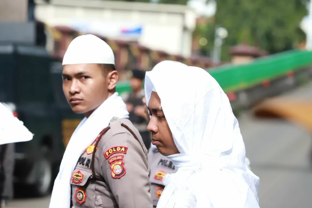 Amankan Unjuk Rasa di...