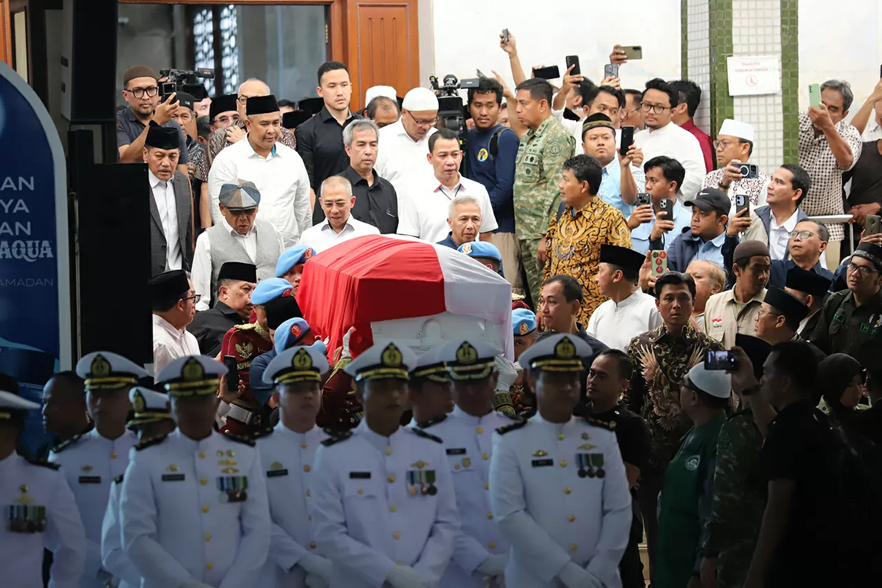 Upacara Penyerahan Jenazah...