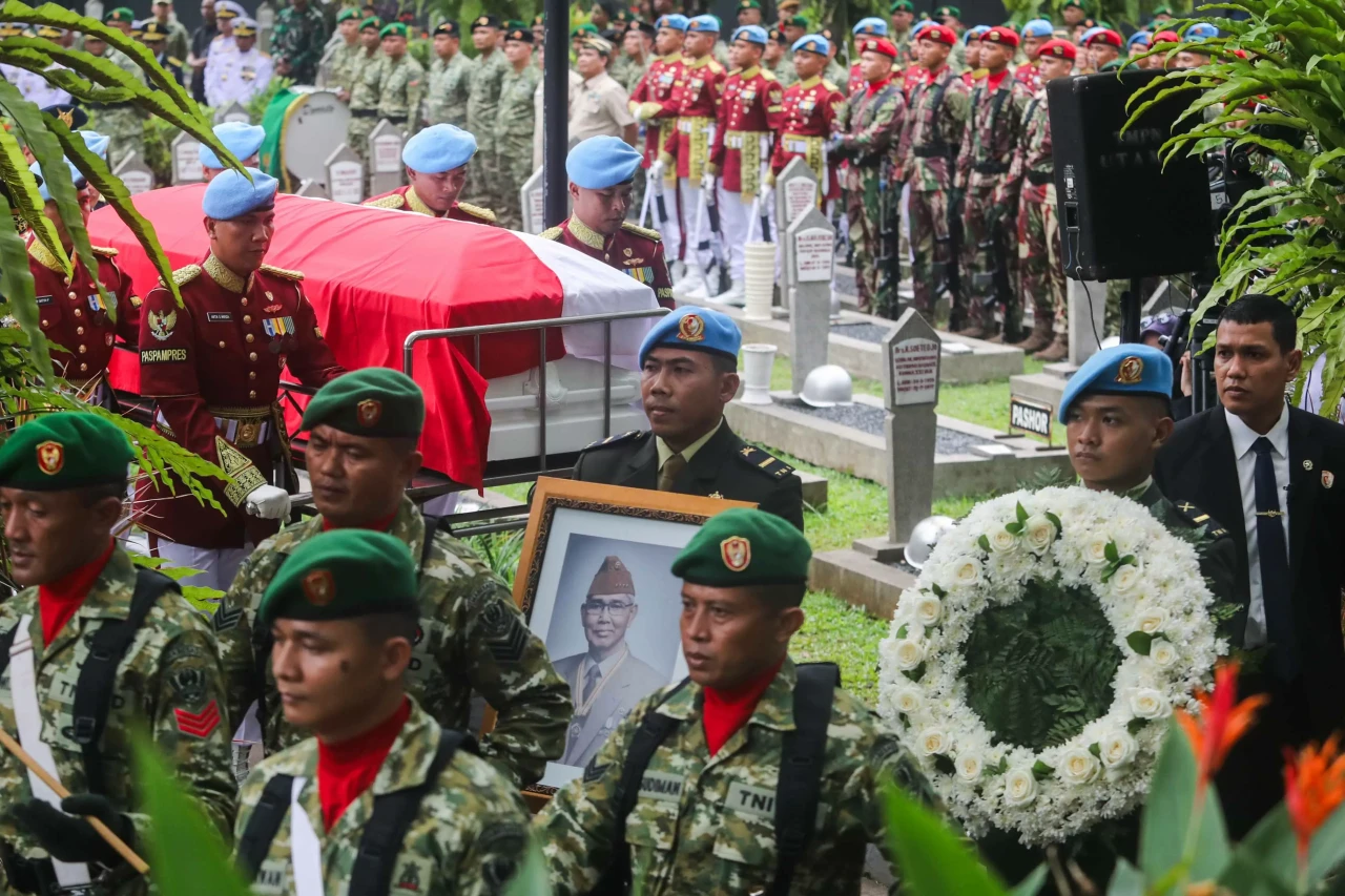 Suasana Haru Pemakaman...
