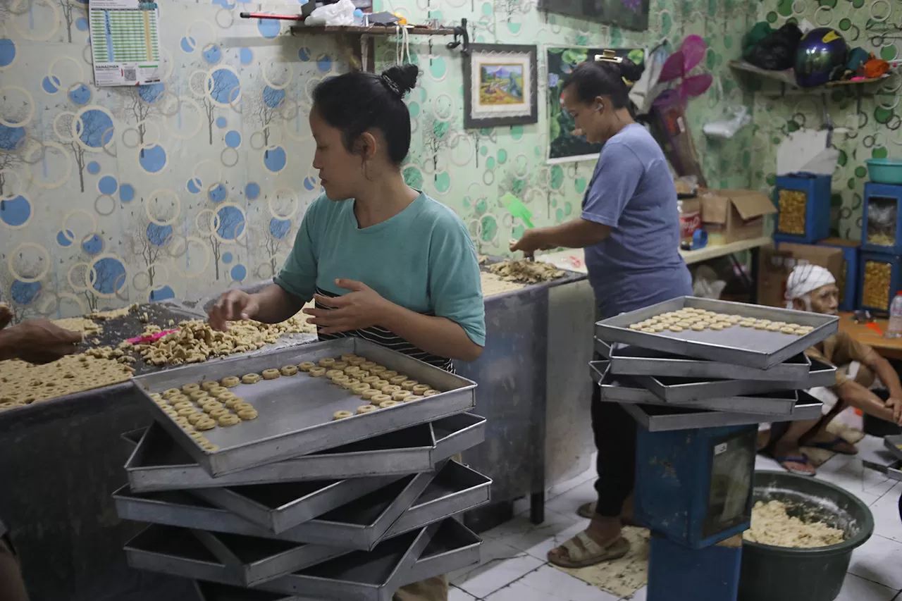 Produksi Kue Kering...
