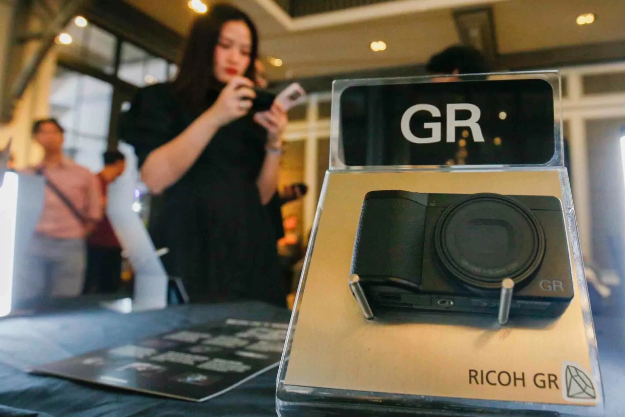 Ricoh GR IV Monochrome...