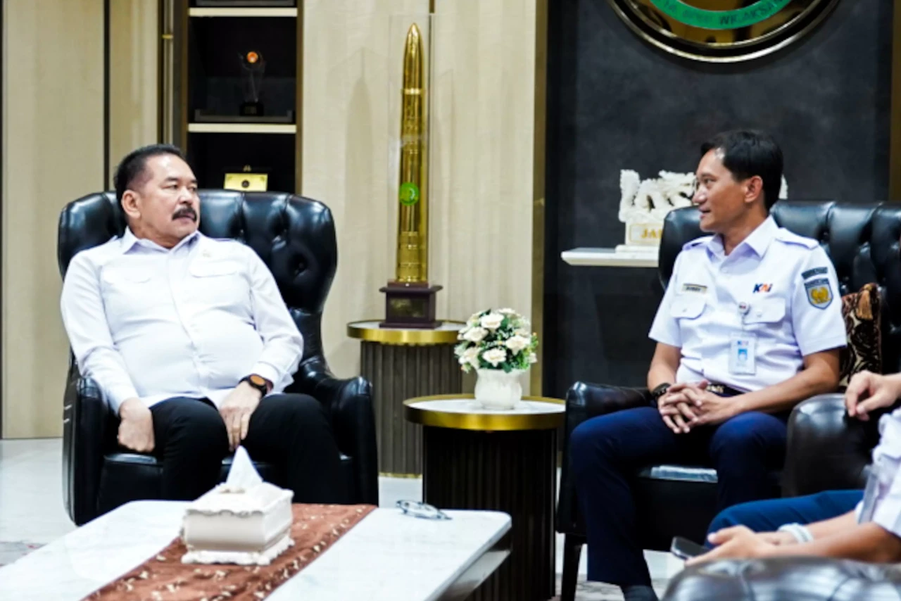KAI dan Kejaksaan Agung...