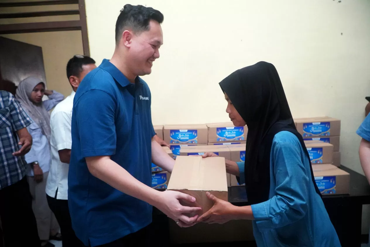 Gelar Inisiatif Sosial...