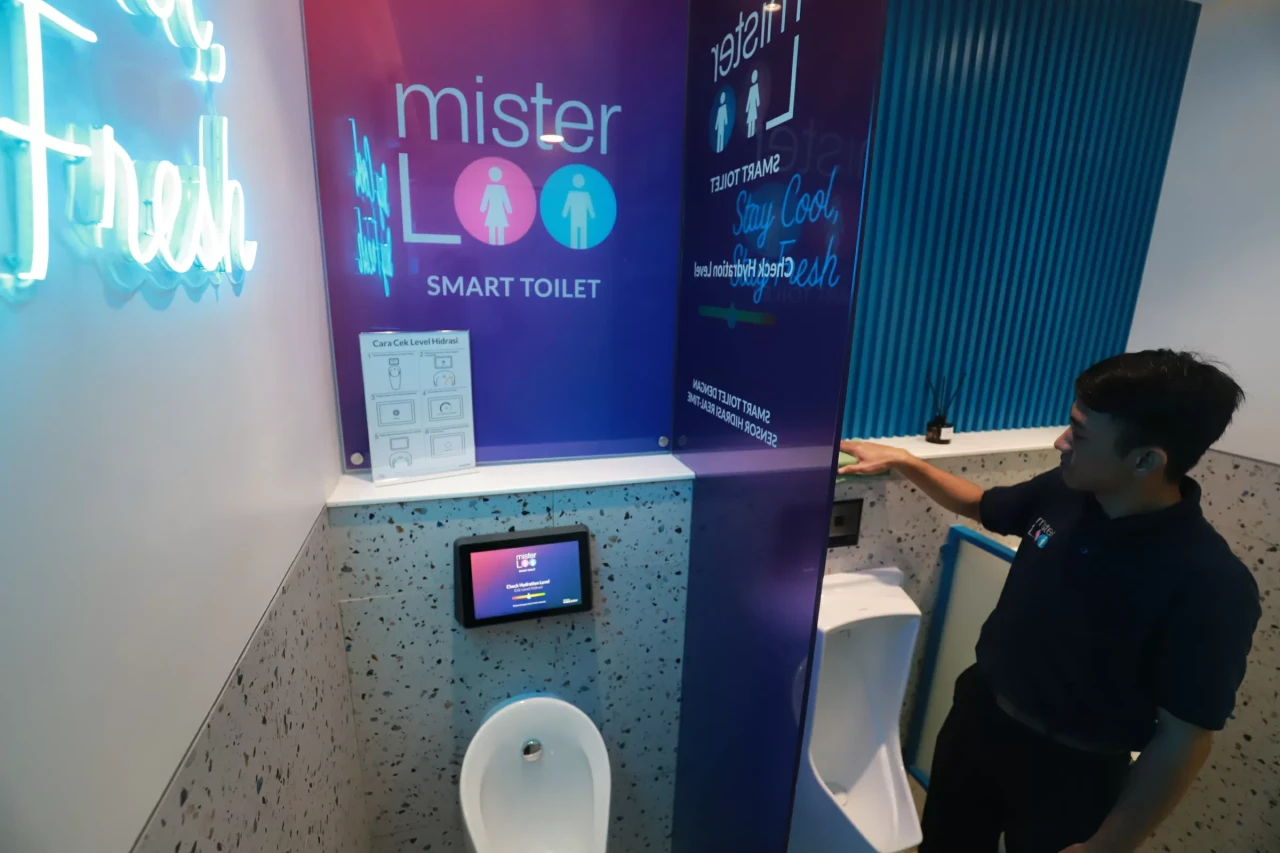 Smart Toilet Berteknologi...
