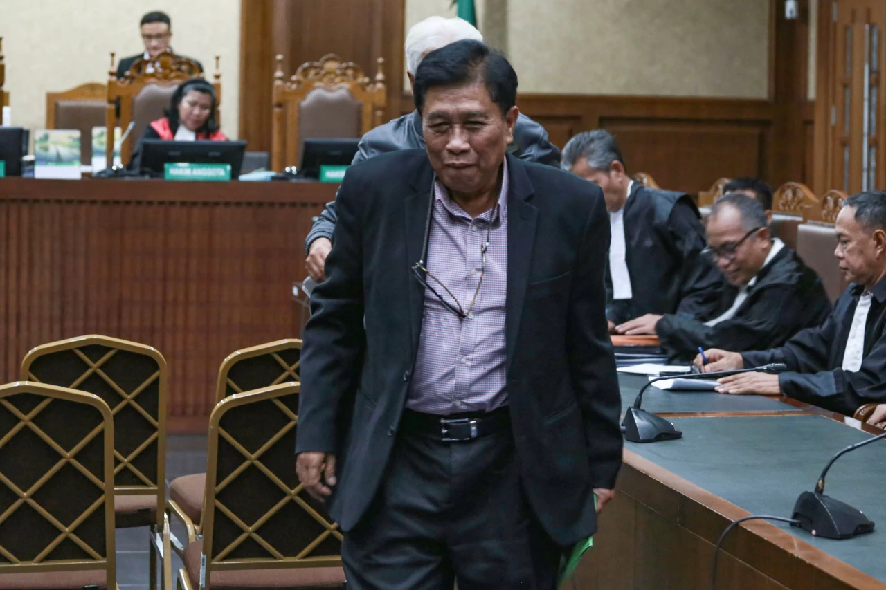 Sidang Perkara LNG :...