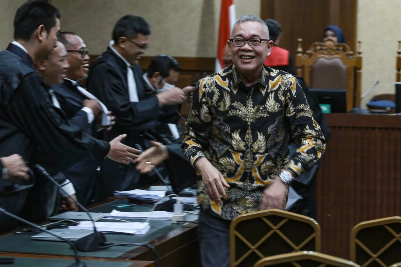 Sidang Perkara LNG :...