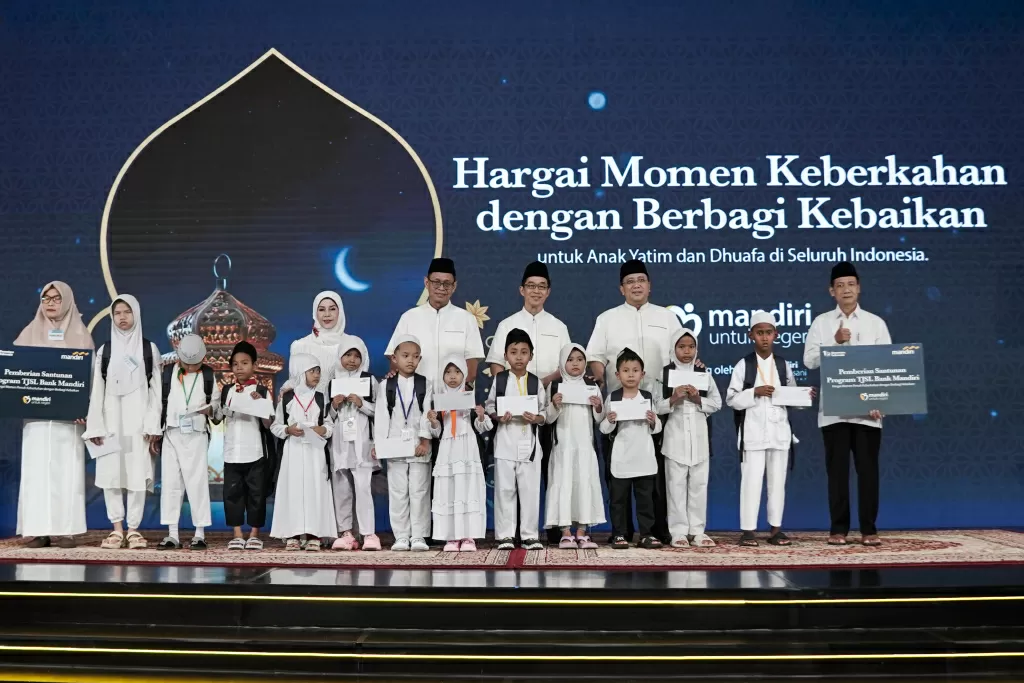 Melayani Sepenuh Hati...