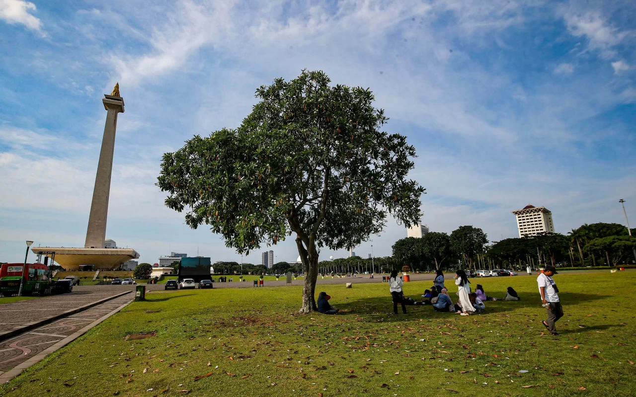Libur Lebaran di Monas,...