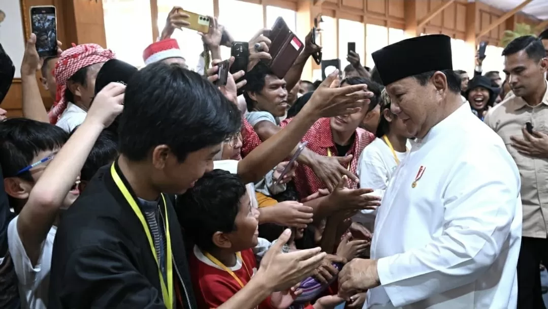 Pengamat : Terima Kritik...