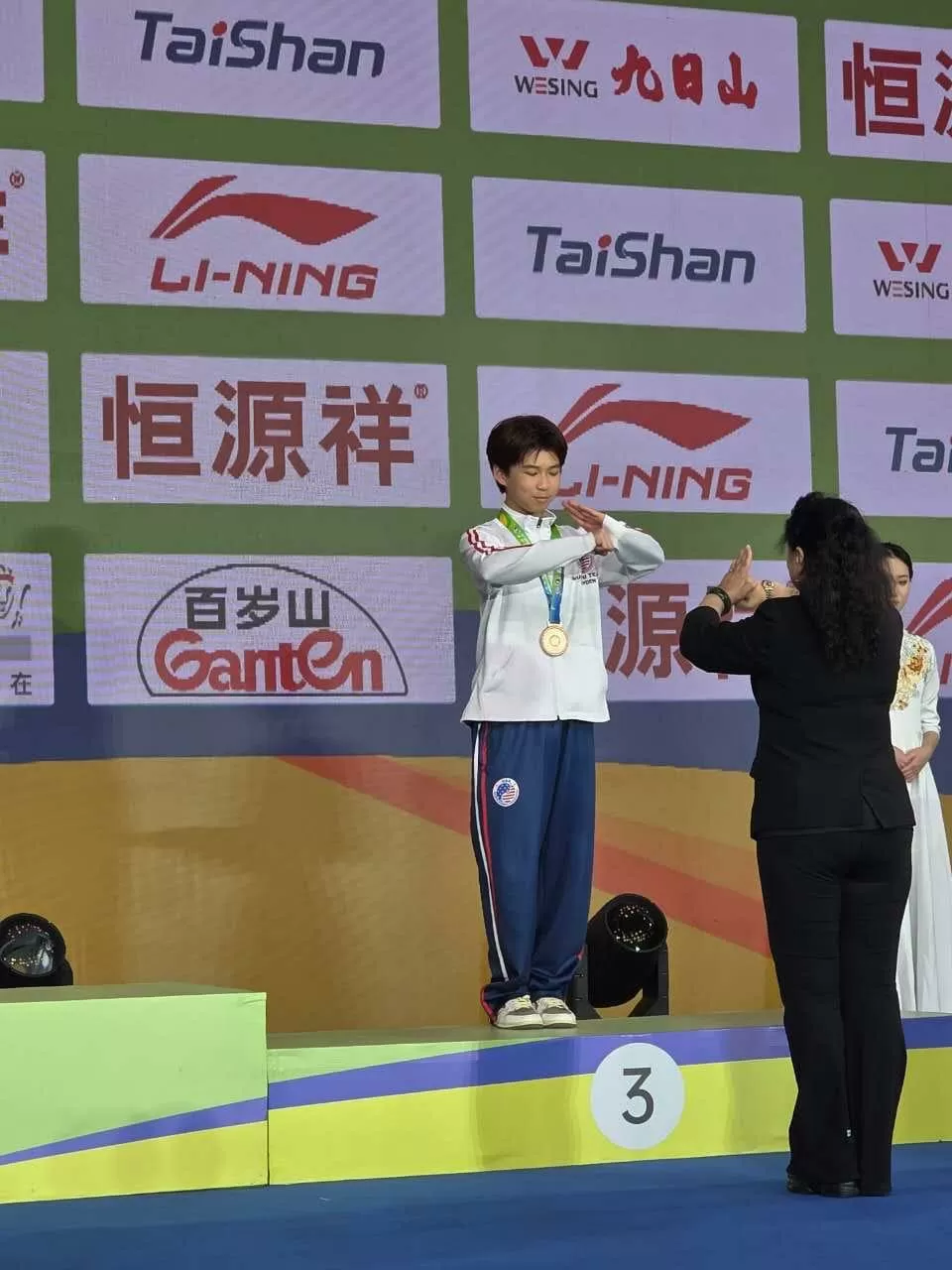 Jayden, Atlet Wushu...