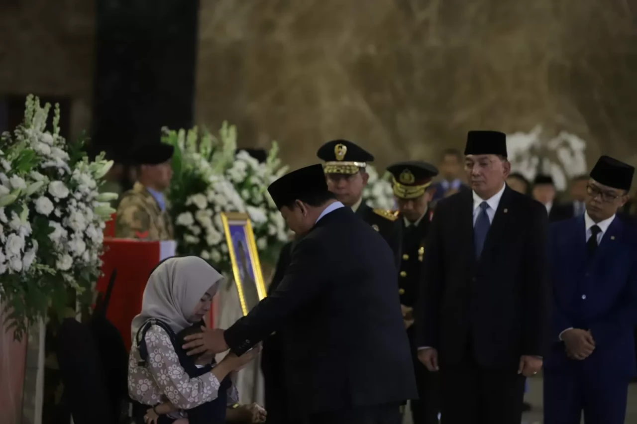 Presiden Prabowo Beri...
