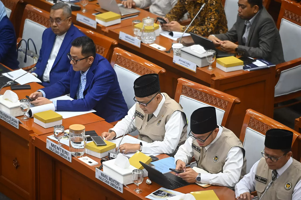 Raker Komisi VIII DPR...