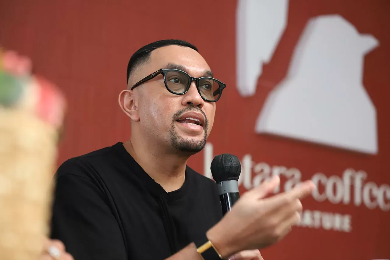 Ahmad Sahroni Bongkar...