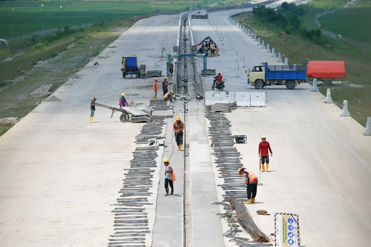 Tol Japek II Selatan...