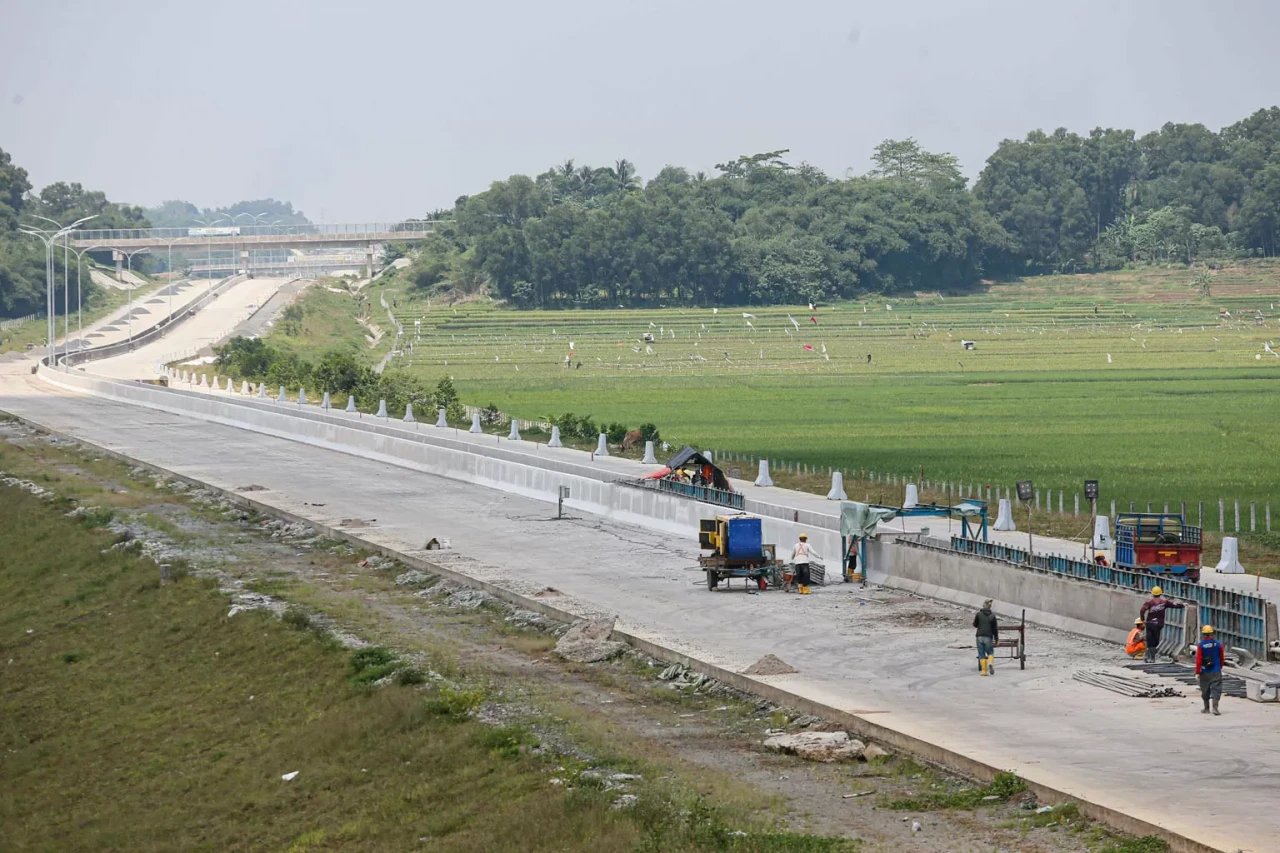 Tol Japek II Selatan...