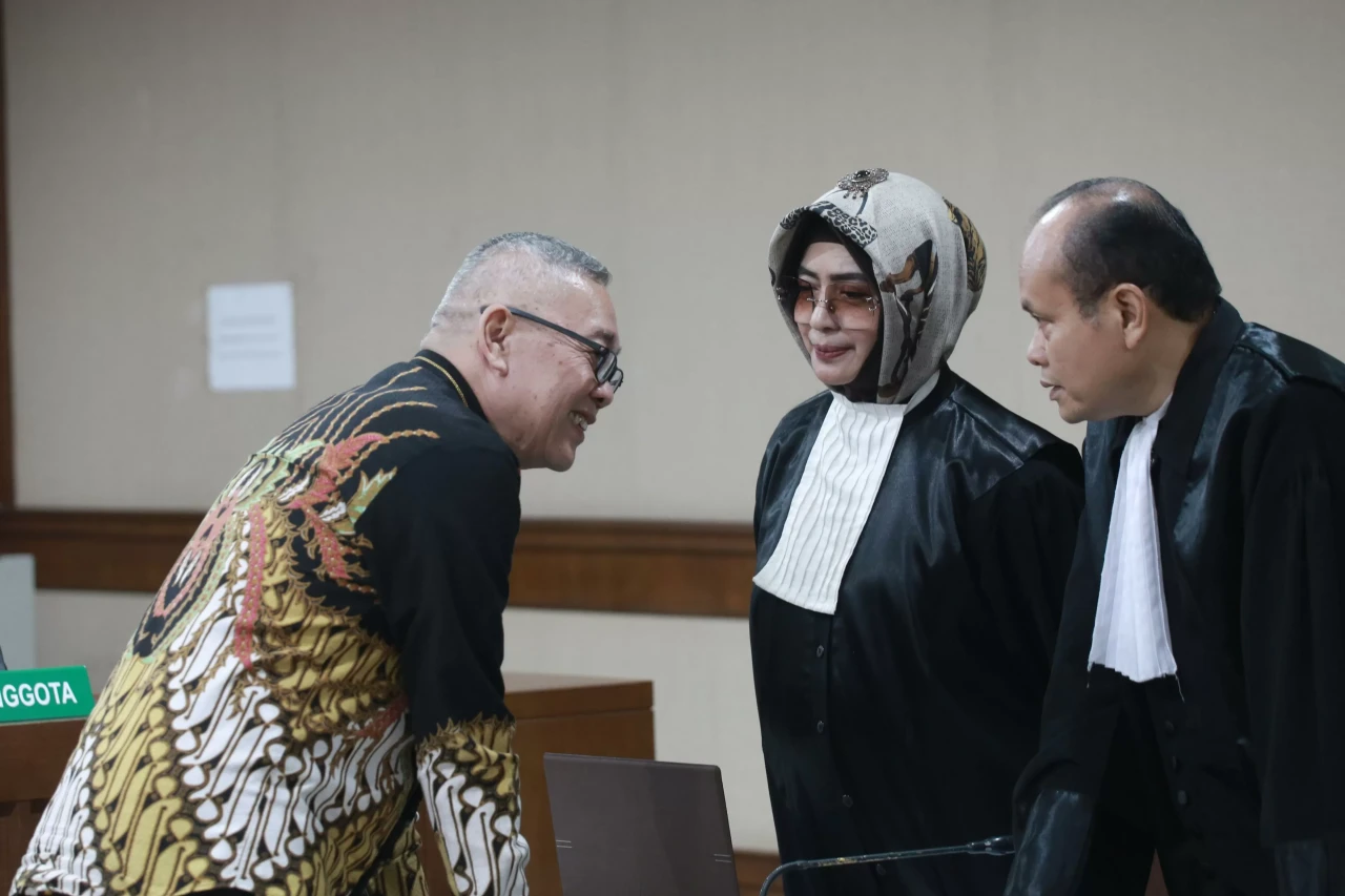 Hari Karyuliarto Keberatan...