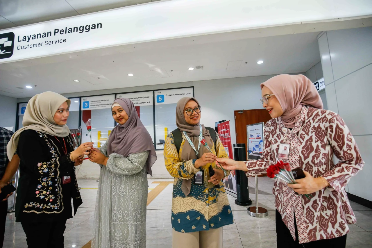Peringati Hari Kartini,...