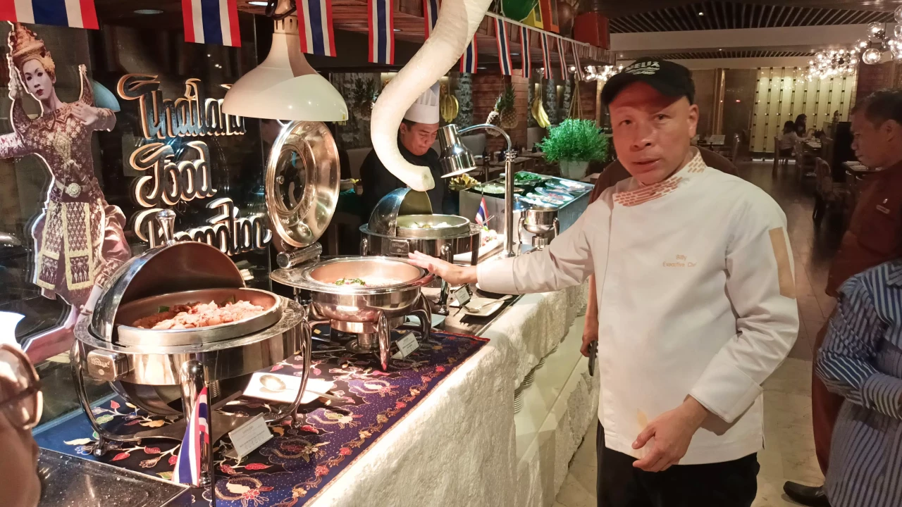 Sensasi Kuliner Autentik...