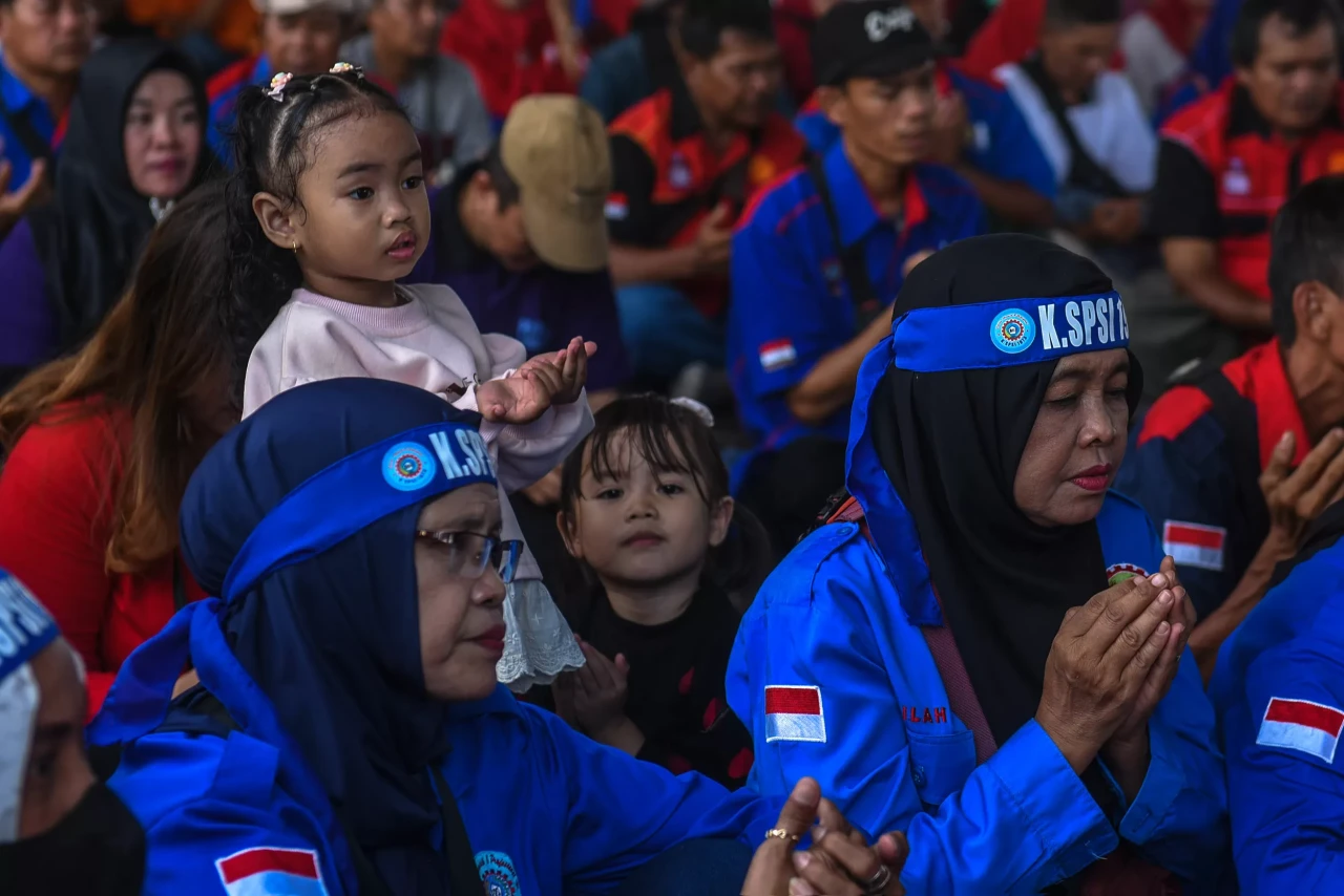 Potret Aksi Hari Buruh...