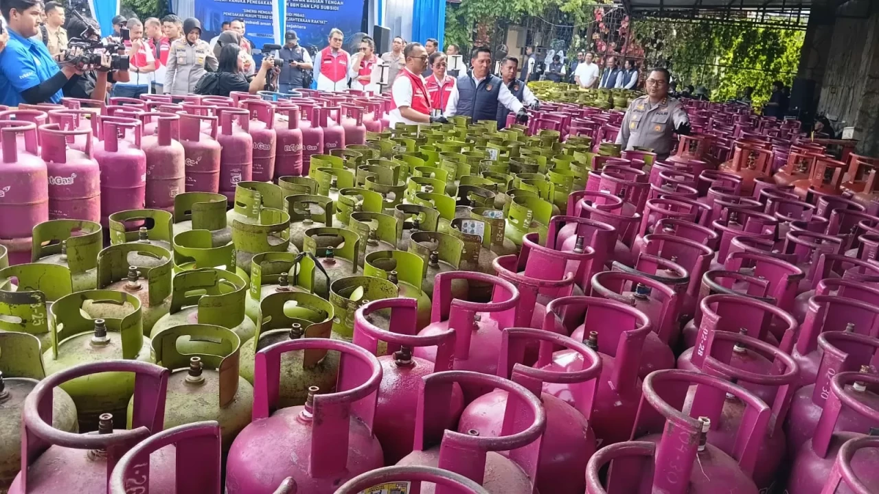 Bongkar Kasus Penyalahgunaan...