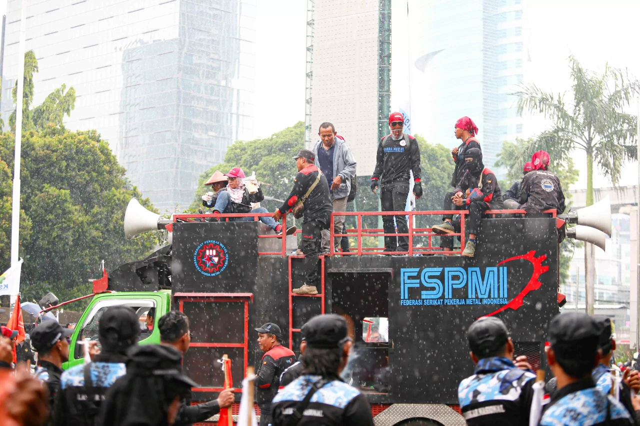 Buruh Desak Pemerintah...