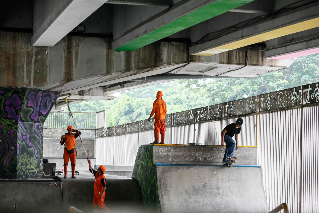 Penataan Ulang Kolong...