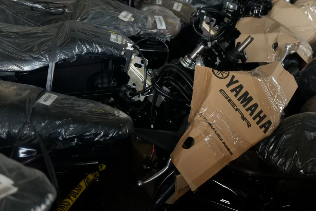 Gudang Motor Ilegal...
