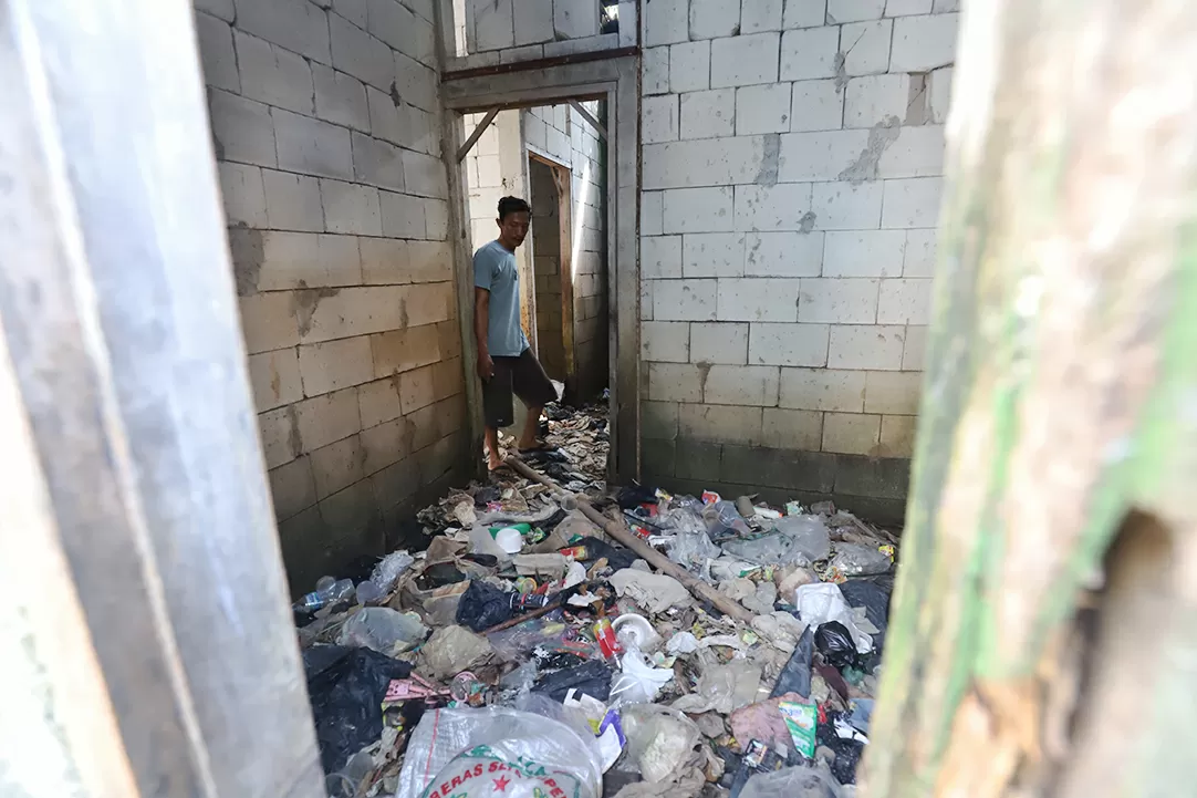 Longsoran Sampah TPA...