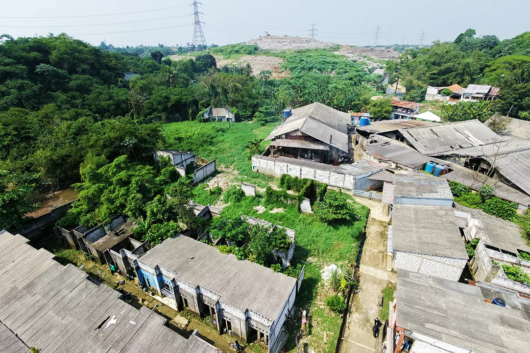 Longsoran Sampah TPA...