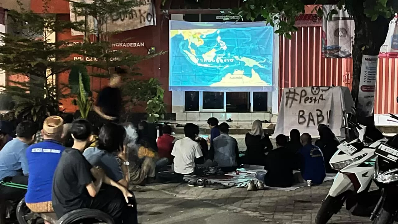 Begini Suasana Nobar...