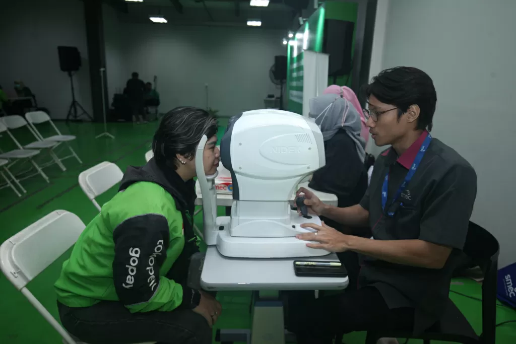 Wamenkes Pantau Langsung...