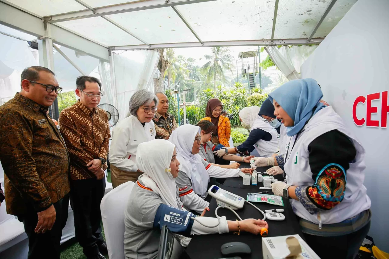 SRC Gelar Cek Kesehatan...
