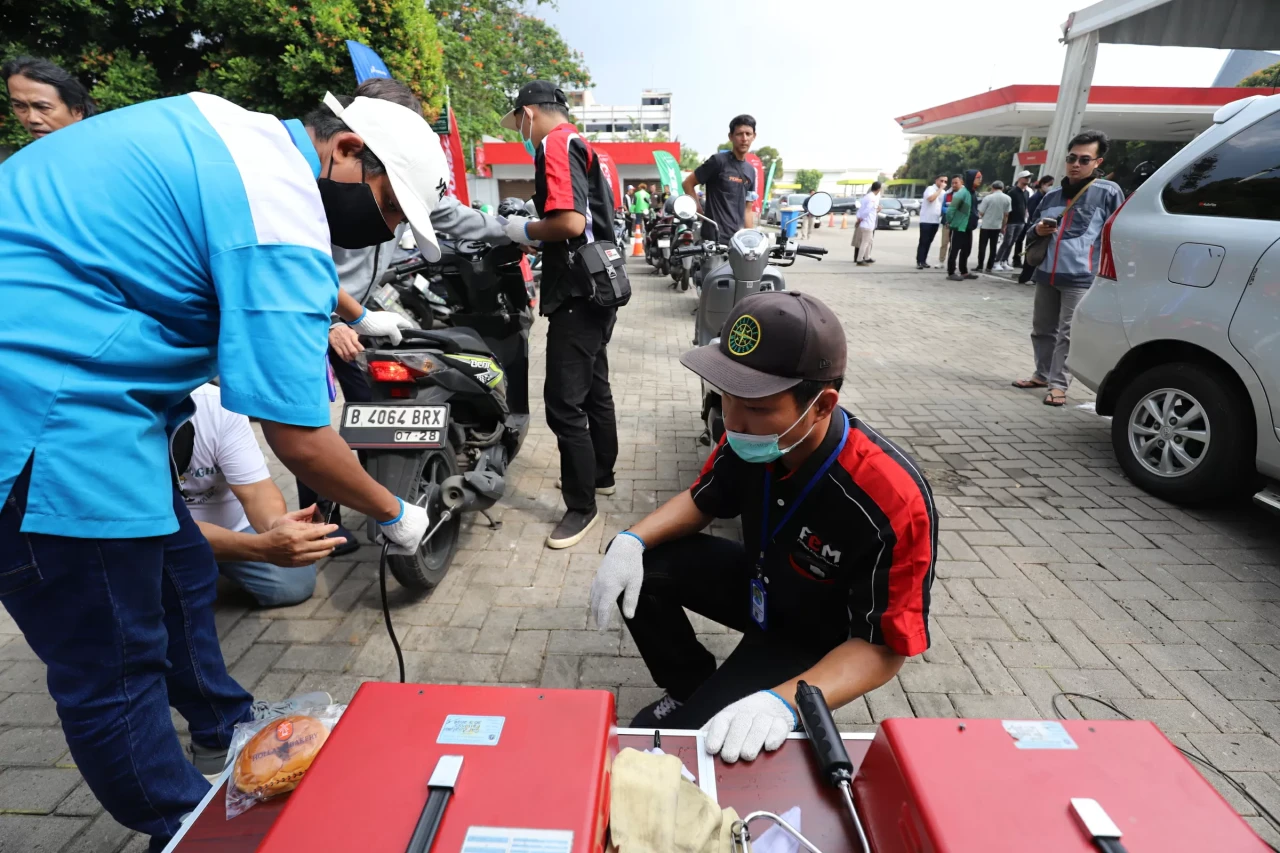 Antusias Warga dan Ojol...