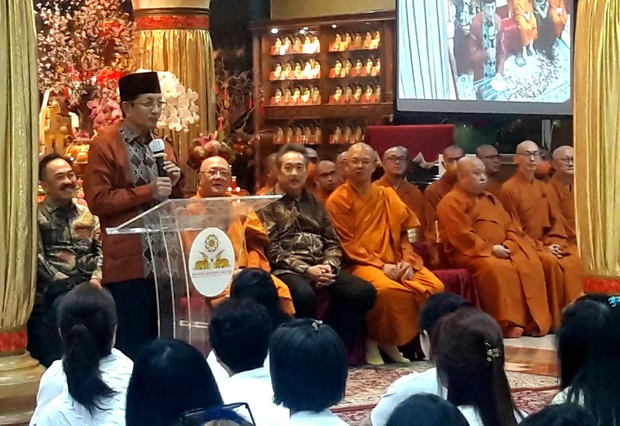 Perayaan Tri Suci Waisak...