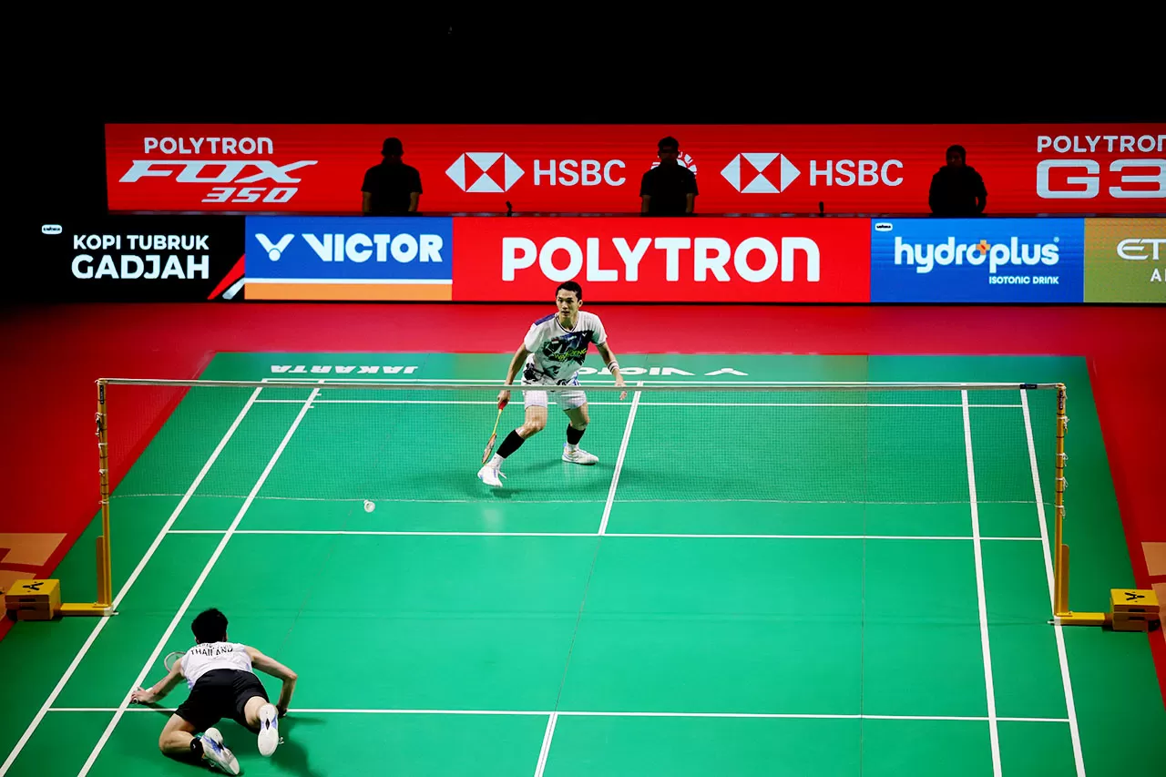 Jonatan Christie Melaju...