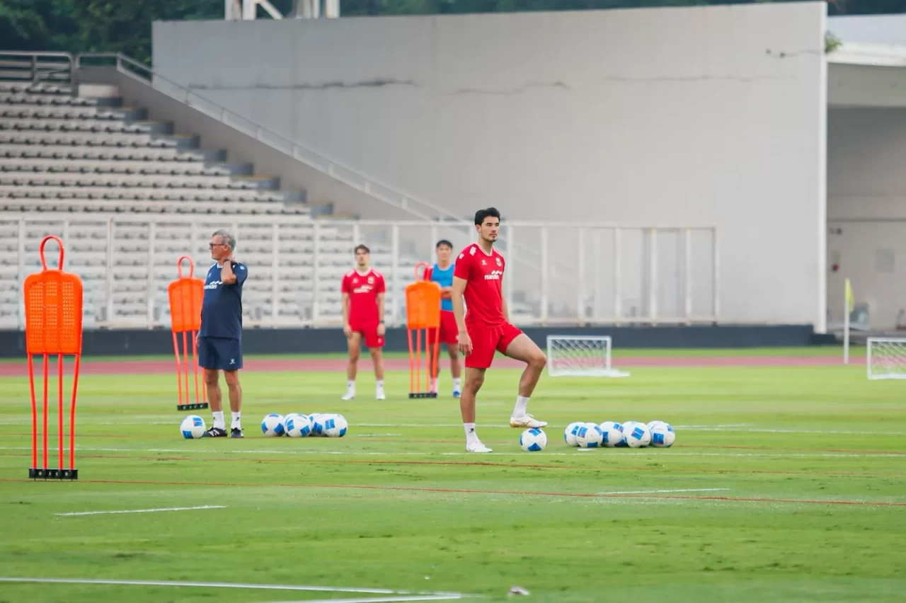 Latihan Timnas Indonesia...