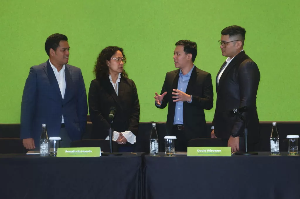 Amar Bank Bukukan Laba...