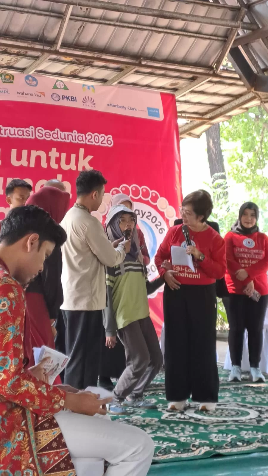 Peringatan Hari Menstruasi...
