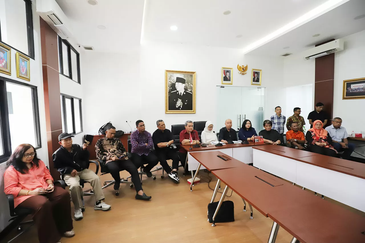 UBK Nonaktifkan Ketua...
