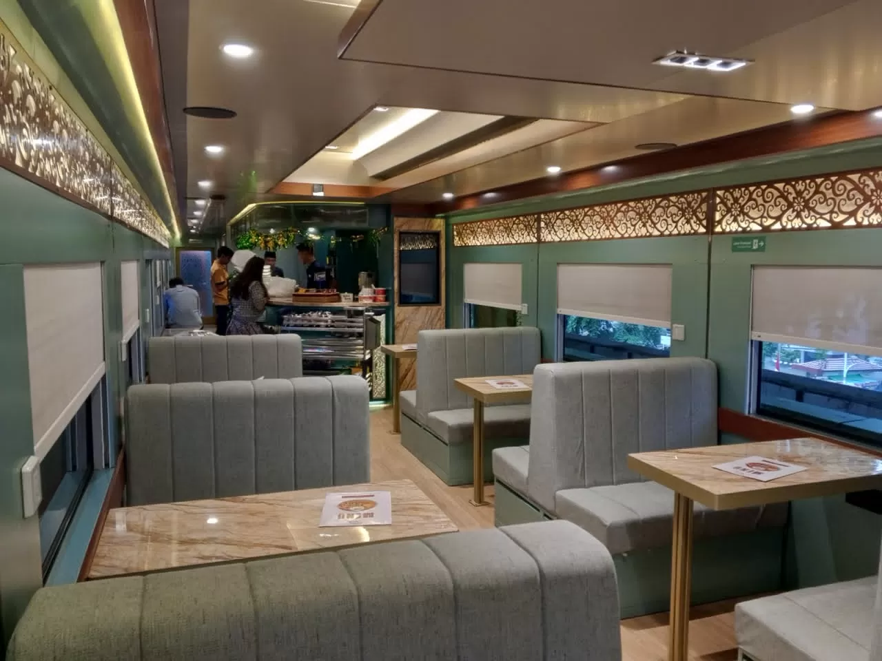 17 Kereta Makan M1 Beroperasi,...