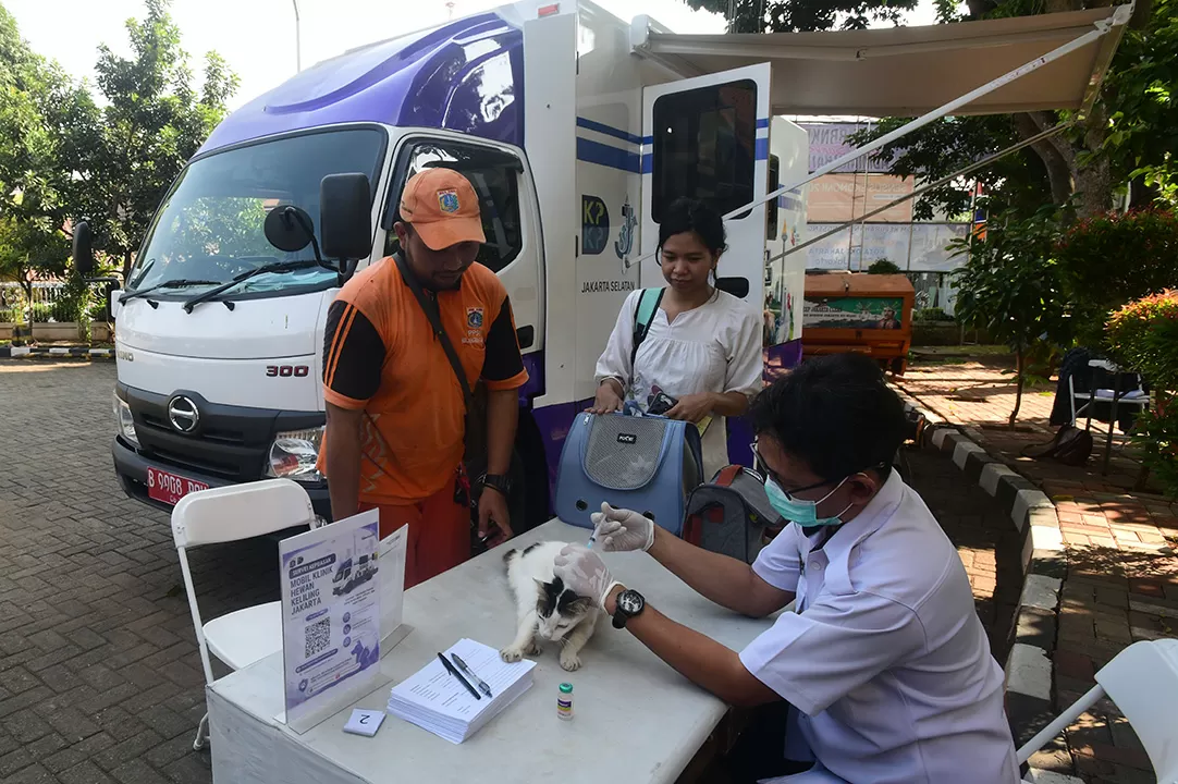 Mobil Klinik Hewan Keliling