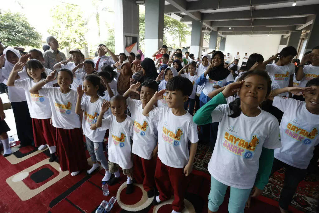 Peringati Hari Anak...