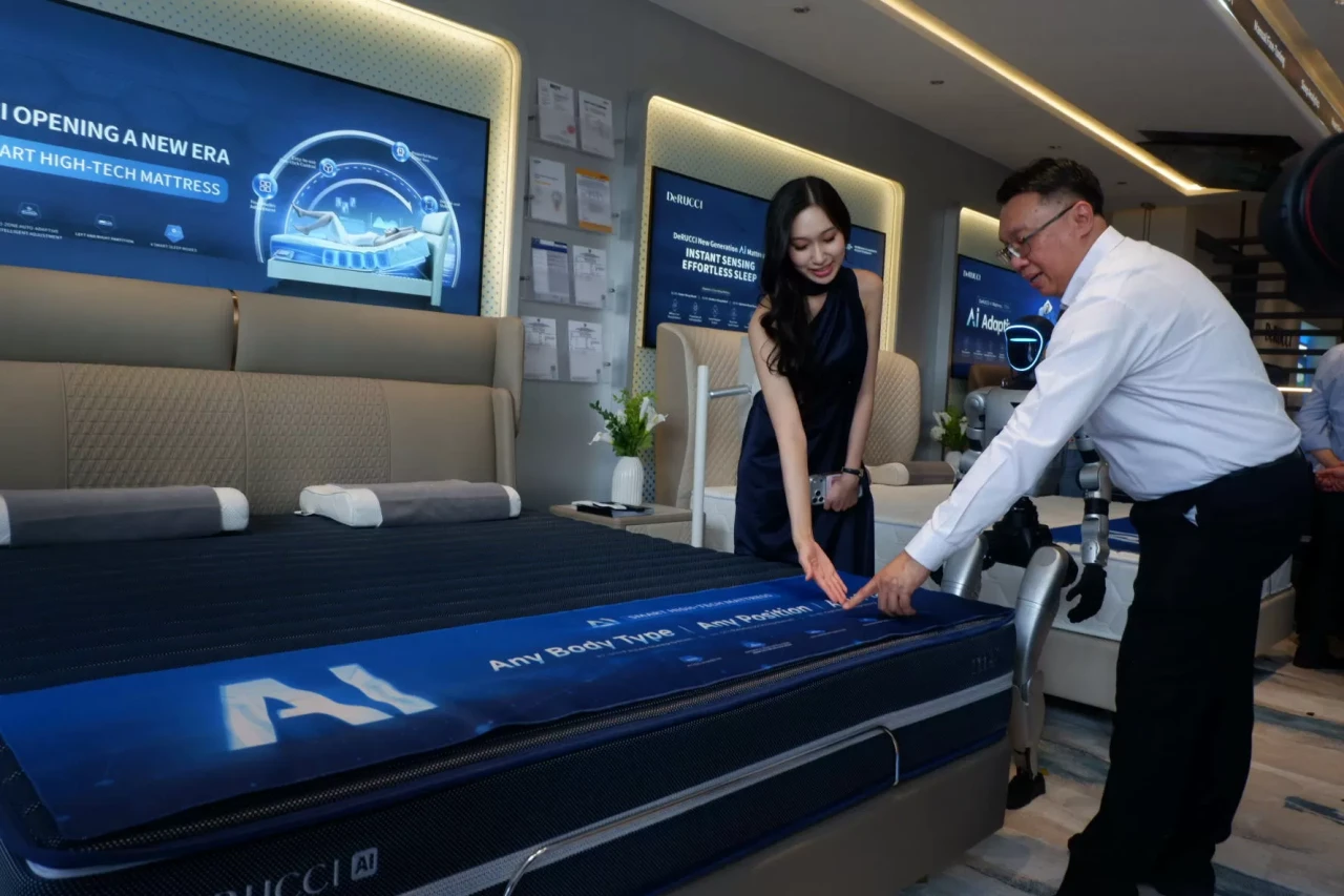 DeRUCCI Resmi Hadir...