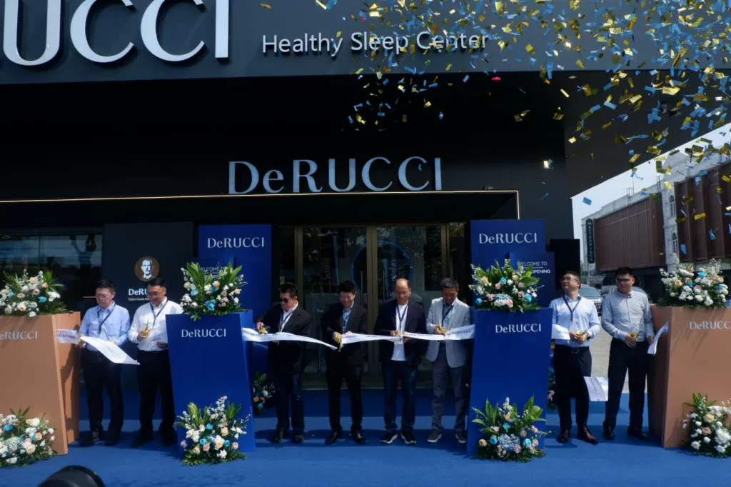 DeRUCCI Resmi Hadir...