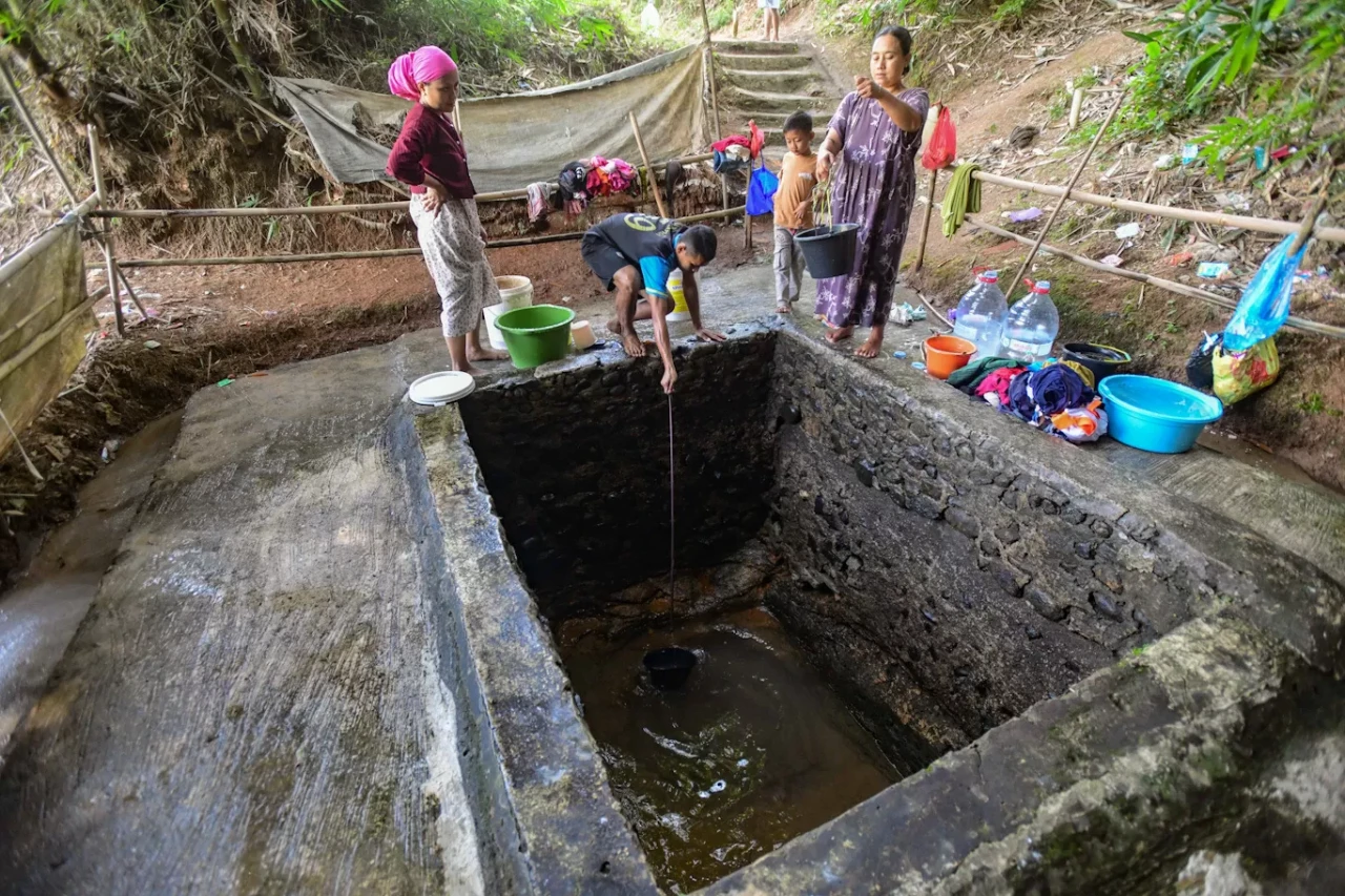 Kemarau Panjang, 4.000...