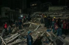 Gempa Kembar Guncang...