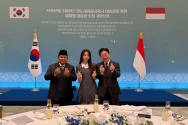 Momen Prabowo dan Lee...