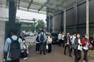 Kejagung Geledah Kantor...