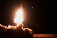 Iran Balas Bombardir...